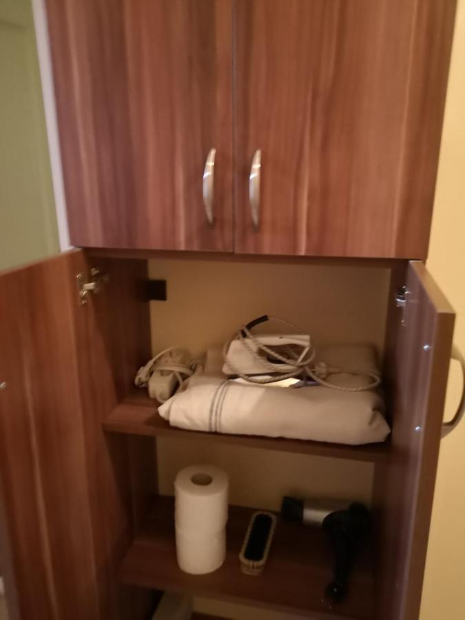Veva Apartman - Eger Maganszallashely Exterior foto